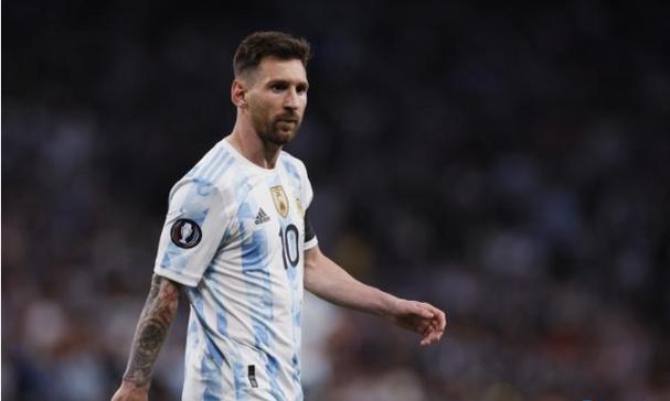 “堂食标识”上线专治“照骗” “有堂食”不等于“放心吃” 还需“明厨亮灶”真透明｜热点即阅